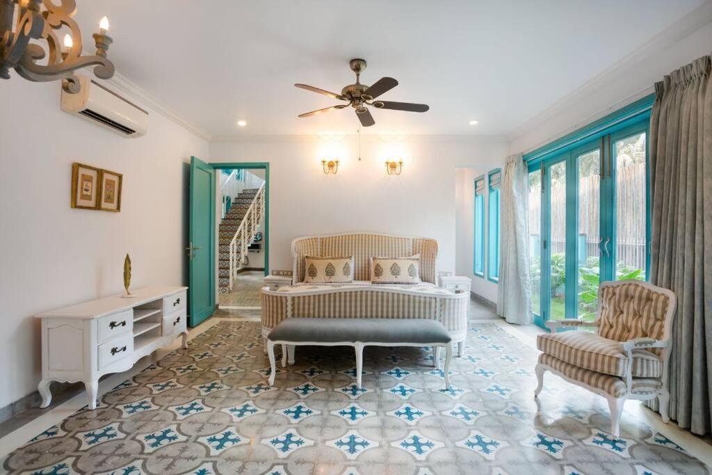 White Banyan Beach Villa, Candolim By The Acacia Villas Экстерьер фото
